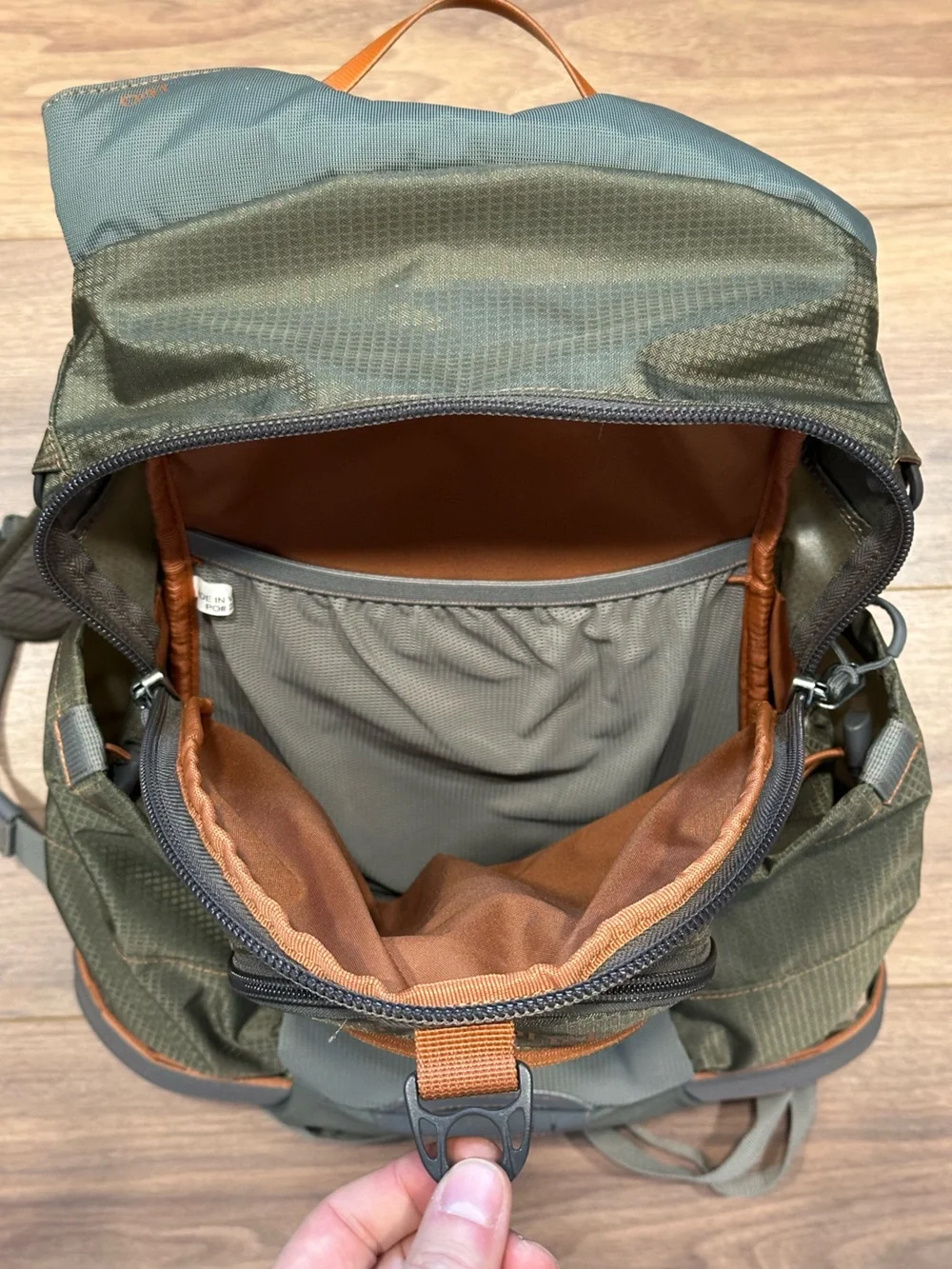 Fishpond Ridgeline Fishing Backpack - 15L - Picture 6 of 7